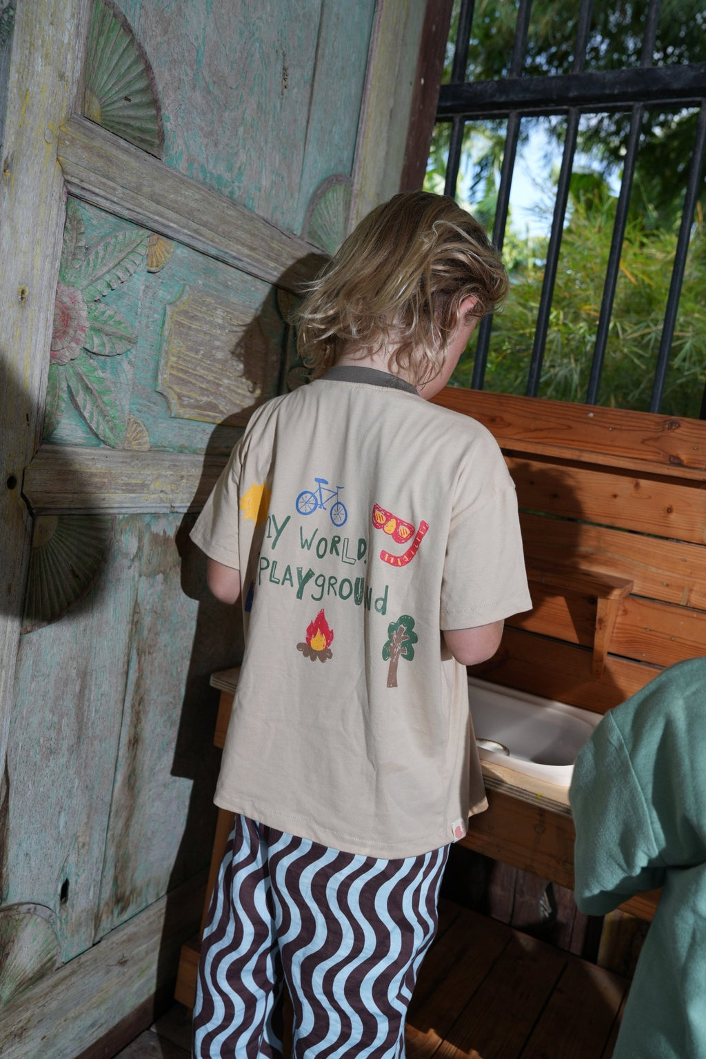 My World Reversible Tee Charcoal/Sand - LOKAL FOLK