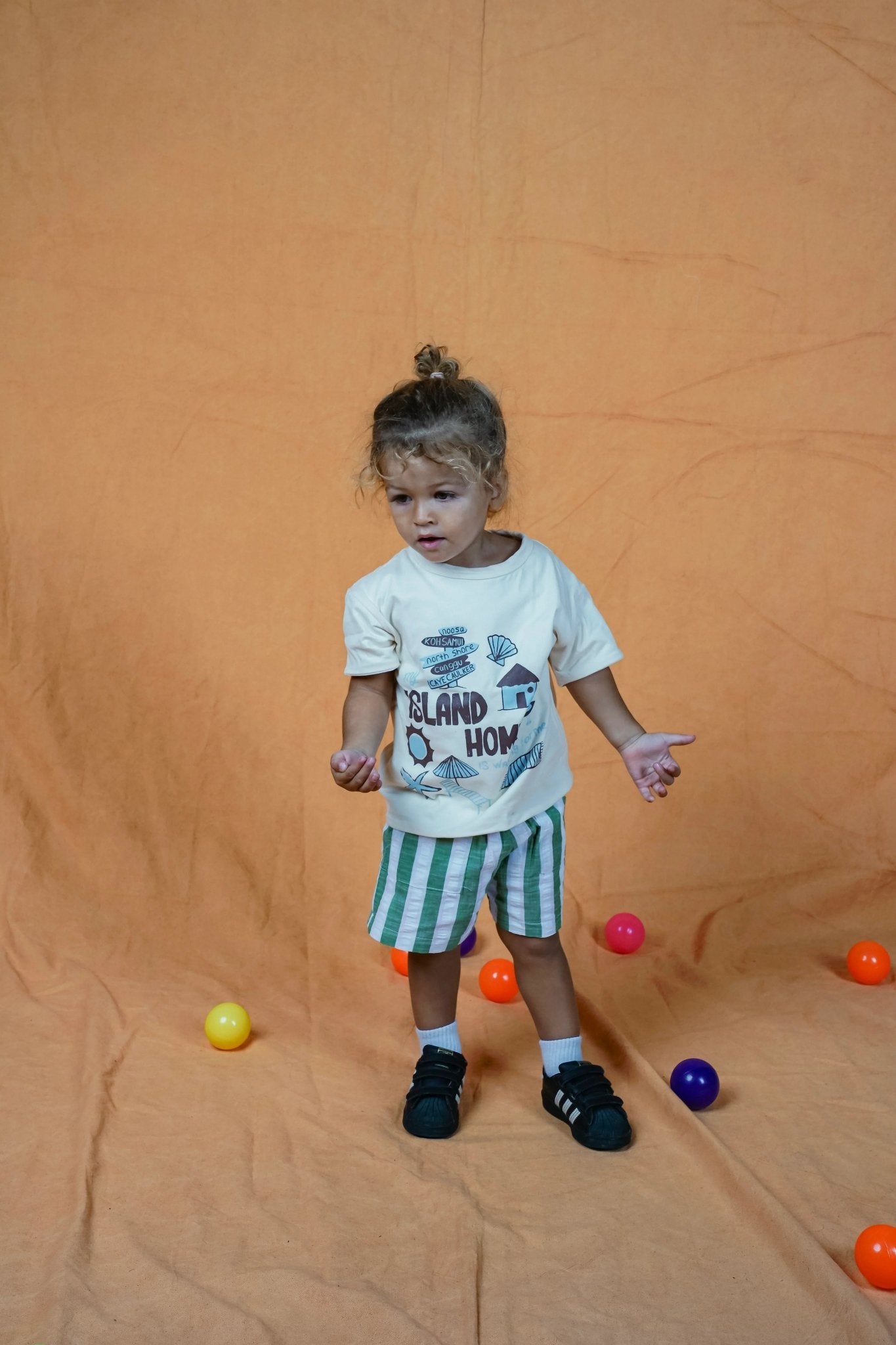 Traveller Tee White/Sugar – Reversible (Two tees in one) - LOKAL FOLK